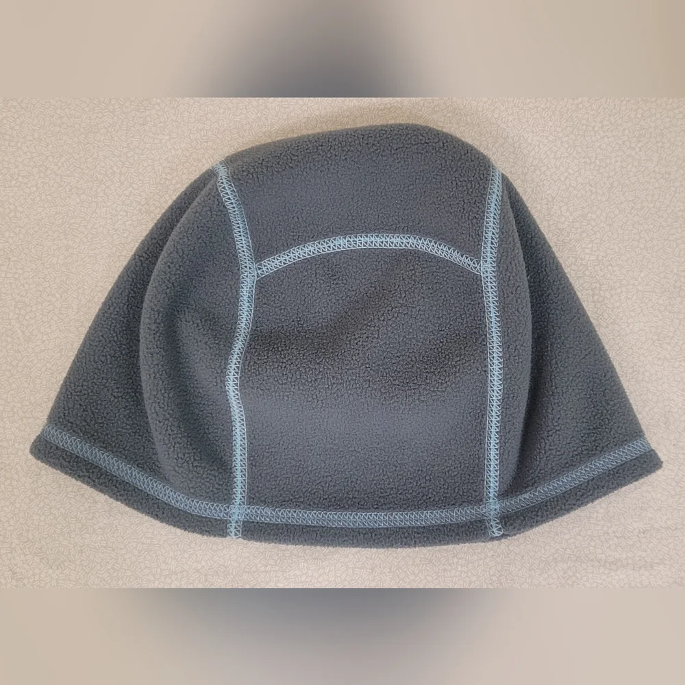 2 Nike Run Reversible Fleece Therma-Fit Running Line Beanie Hat- Girls One Size